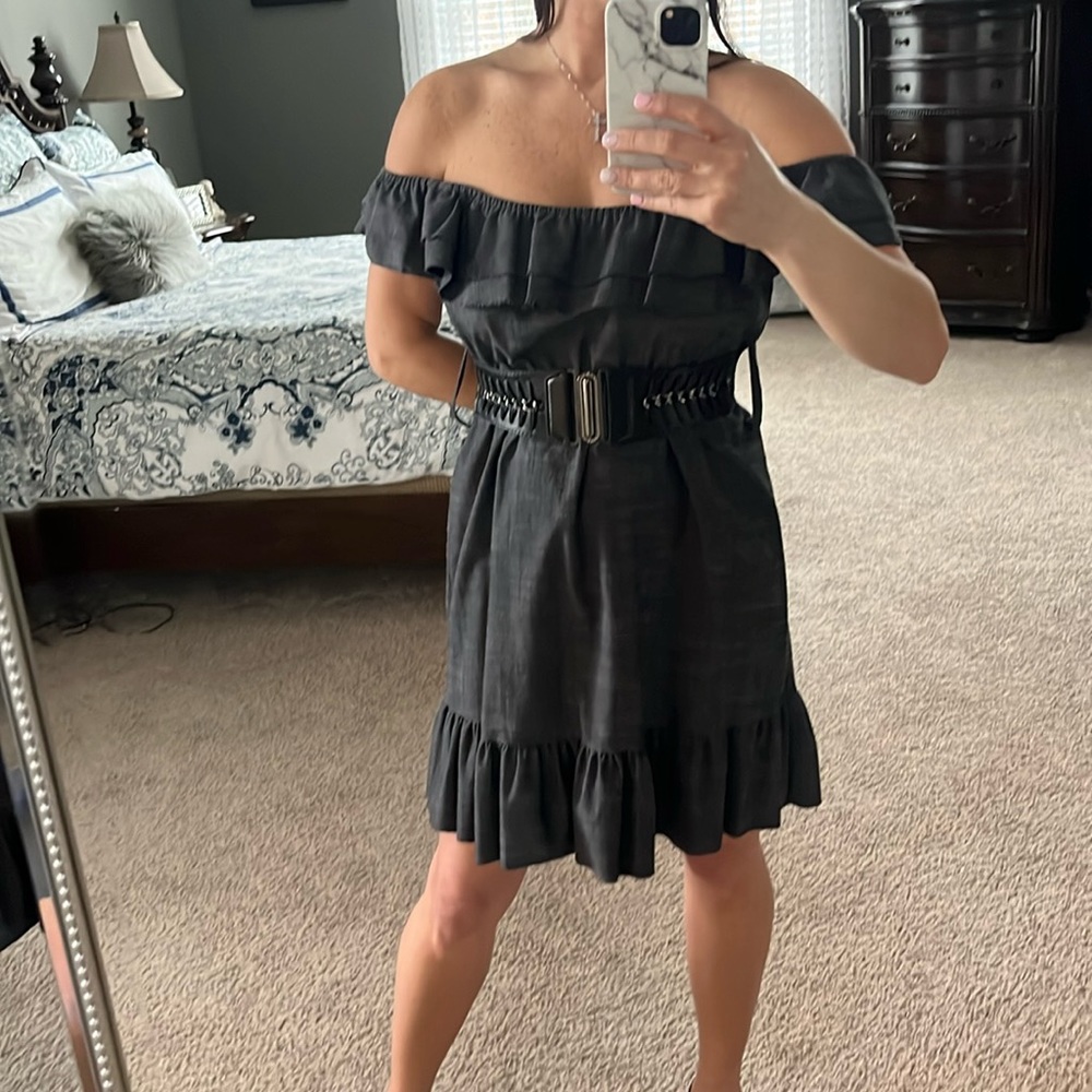 2B Bebe Medium Belt Dress